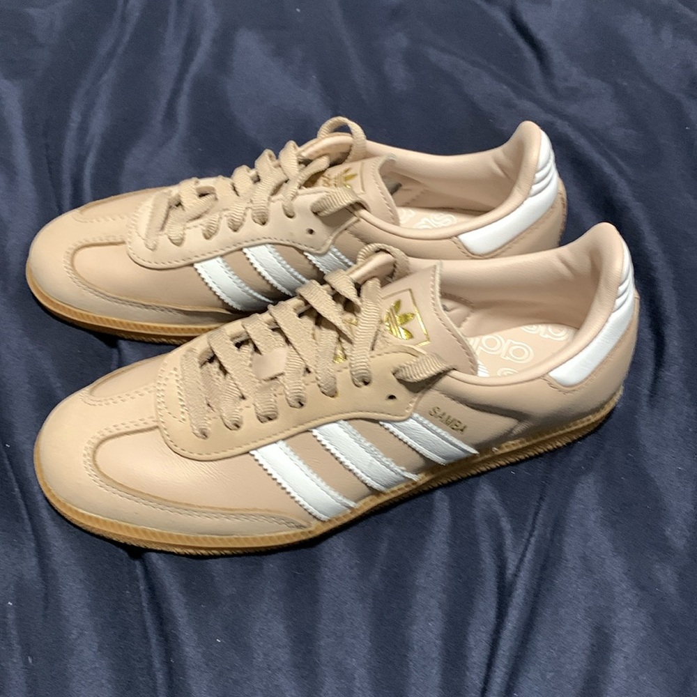 Adidas Sambas taupe and white Sneakers